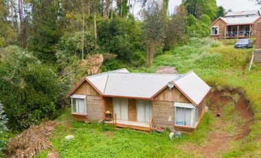 Lindas casas en Avenida Los Morros camino a Altos de Coliumo