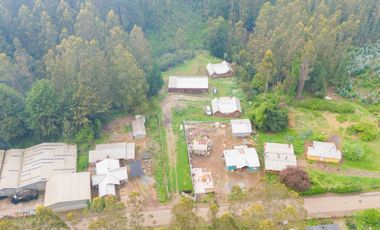 Lindas casas en Avenida Los Morros camino a Altos de Coliumo
