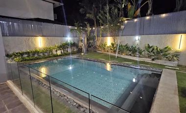 For Rent: 7BR 7-Bedroom Smart Home in Ayala Alabang Village, Muntinlupa City