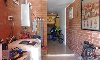 SE VENDE CASA  3 DORMITORIOS , 3 BAÑOS ,VALLE ARAUCARIA , BUIN