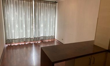 Se Vende Departamento Santiago Centro a pasos Metro Universidad de Chile y Parque Almagro