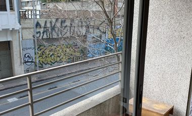 Se Vende Departamento Santiago Centro a pasos Metro Universidad de Chile y Parque Almagro