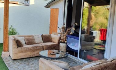 CASA 3 DORMITORIOS , 2 BAÑOS, PEÑAFLOR