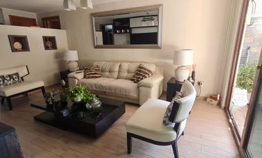 Casa en Sector Costa Laguna Condominio Cejar
