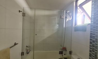 Casa en Sector Costa Laguna Condominio Cejar
