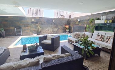 Casa en Sector Costa Laguna Condominio Cejar