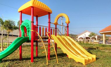 4Bedroom House and lot  Oakwood Single Attached