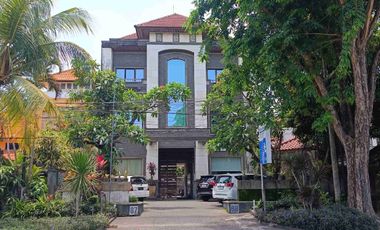 Gedung Kantor Premium Strategis cok agung tresna Renon Denpasar Bali