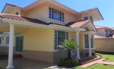 San José del Valle, vendo propiedad con 390m2 de terreno y 295m2 de construcción