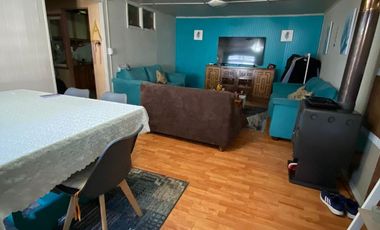 Se venden Dos  Casas en mismo terreno a una cuadra del Supermercado Lider, por Av. Pedro Montt, Valdivia.