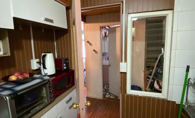 Se venden Dos  Casas en mismo terreno a una cuadra del Supermercado Lider, por Av. Pedro Montt, Valdivia.