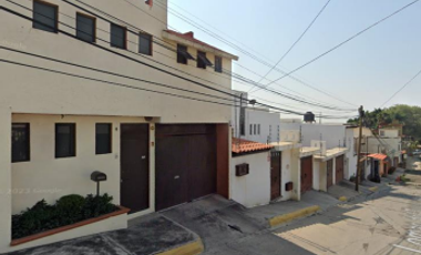 GRAN OPORTUNIDAD!! BONITA CASA .