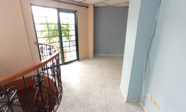 Casa en Alquiler - Zona Granada