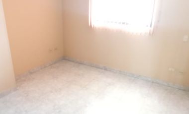 Casa en Alquiler - Zona Granada