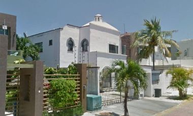 VENTA DE CASA CALLE ISLA BLANCA SUPERMANZANA 12 SM 12 Cancún  CP 77504 | QUINTANA ROO