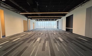 SE RENTA OFICINA TORRE ELEMENTA 125 M2 LOMAS DE ANGELOPOLIS