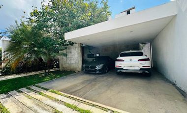 Casa en venta en fraccionamiento de lujo ubicado en Conkal , Mérida Yucatán