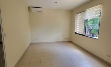 En alquiler lujosa casa en Alameda del Río, km 5,5 vía a Samborondon