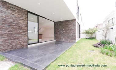Residencia de Lujo en Venta en Puerta Las Lomas Zapopan Puerta de Hierro Andares