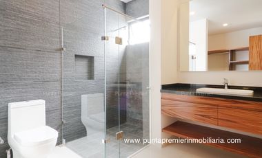 Residencia de Lujo en Venta en Puerta Las Lomas Zapopan Puerta de Hierro Andares