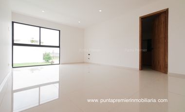 Residencia de Lujo en Venta en Puerta Las Lomas Zapopan Puerta de Hierro Andares