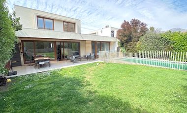 Condominio Chamisero, Cercano Alianza Francesa