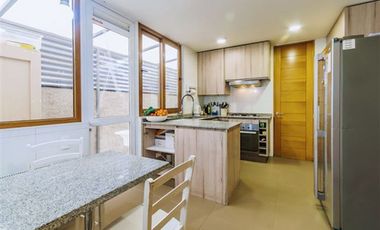 Condominio Chamisero, Cercano Alianza Francesa