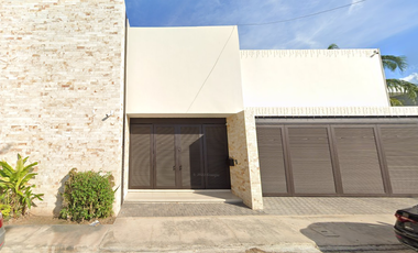 CASA EN VENTA EN MONTEBELLO, MERIDA, YUCATAN