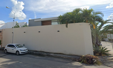 CASA EN VENTA EN MONTEBELLO, MERIDA, YUCATAN