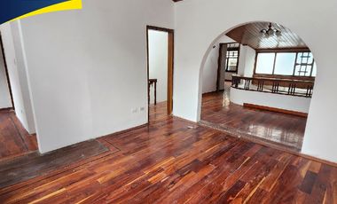 CASA COMERCIAL EN ARRIENDO AVENIDA LOS ESTUDIANTES