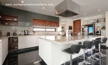 Ayamonte Club de Golf de Lujo en Venta Amueblada con Alberca Zapopan Puerta de