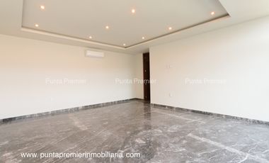 Ayamonte Club de Golf de Lujo en Venta Amueblada con Alberca Zapopan Puerta de