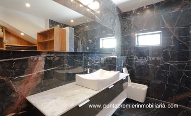 Ayamonte Club de Golf de Lujo en Venta Amueblada con Alberca Zapopan Puerta de