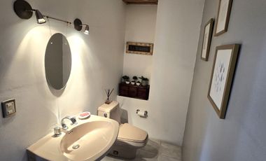 VENTA CASA CON JARDÍN EN PEDREGAL DE SAN FRANCISCO, COYOACÁN