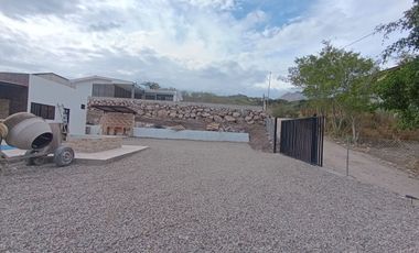 QUINTA CON PISCINA POR ESTRENAR EN VENTA, EN YUNGUILLA