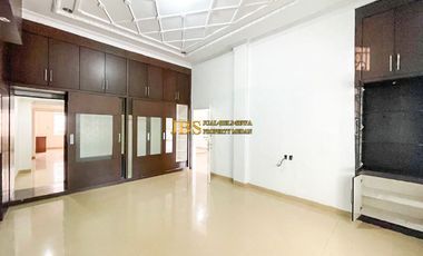 Dijual Rumah Siap Huni di Komplek Cemara Hijau Depan Taman, Medan
