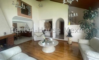 Venta de Casa en Colinas del Bosque / Tlalpan 25-1095 EP