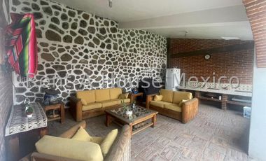 Venta de Casa en Colinas del Bosque / Tlalpan 25-1095 EP