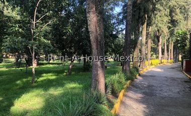 Venta de Casa en Colinas del Bosque / Tlalpan 25-1095 EP