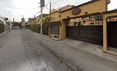 CASA EN CHAPULTEPEC, CUERNAVACA 🏡🏙️