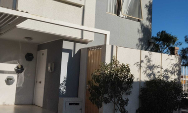 HERMOSA CASA AMOBLADA EN CONDOMINIO