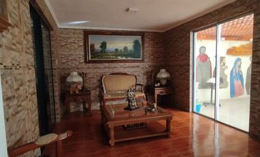 CASA EN SECTOR RESIDENCIAL DE CALAMA