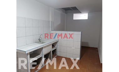 ¡Oportunidad De Venta: Departamento En Santa Clara - Primer Piso!