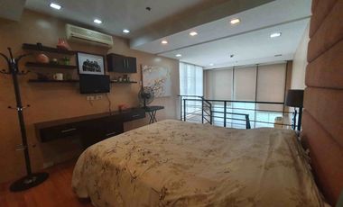 1BR Joya Lofts Fully Furnished in Rockwell Makati For Sale (O-SM-JLFTS-1SLE)