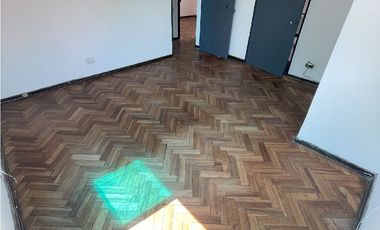 Sólida Casa Para Uso Residencial O Comercial