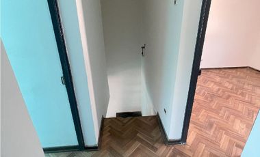 Sólida Casa Para Uso Residencial O Comercial
