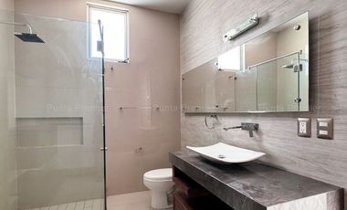 Casa en Venta Coto Villa Verona de Lujo, Zona Andares, Puerta de Hierro Zapopan