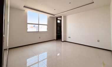 Casa en Venta Coto Villa Verona de Lujo, Zona Andares, Puerta de Hierro Zapopan