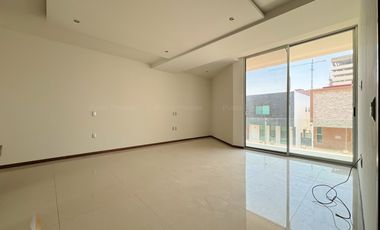 Casa en Venta Coto Villa Verona de Lujo, Zona Andares, Puerta de Hierro Zapopan