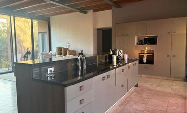 EXCLUSIVO DEPA EN RENTA CON ALBERCA GYM VISTA AL CAMPO DE GOLF EN BALVANERA GOLF POLO & COUNTRY CLUB  QUERÉTARO